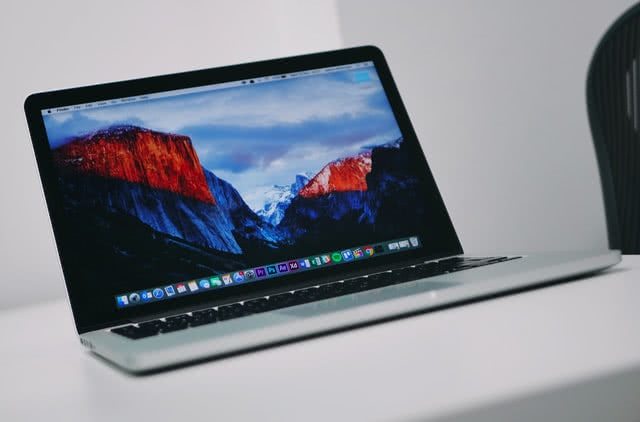 Mac Running Slow: Discover why does your MacBook slow with time? 2 macbook pro running slow old macos